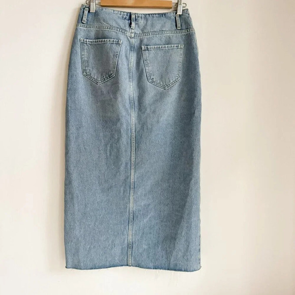 Zara Medium  Wash Maxi Denim JEan Skirt Button fly M - Picture 6 of 7